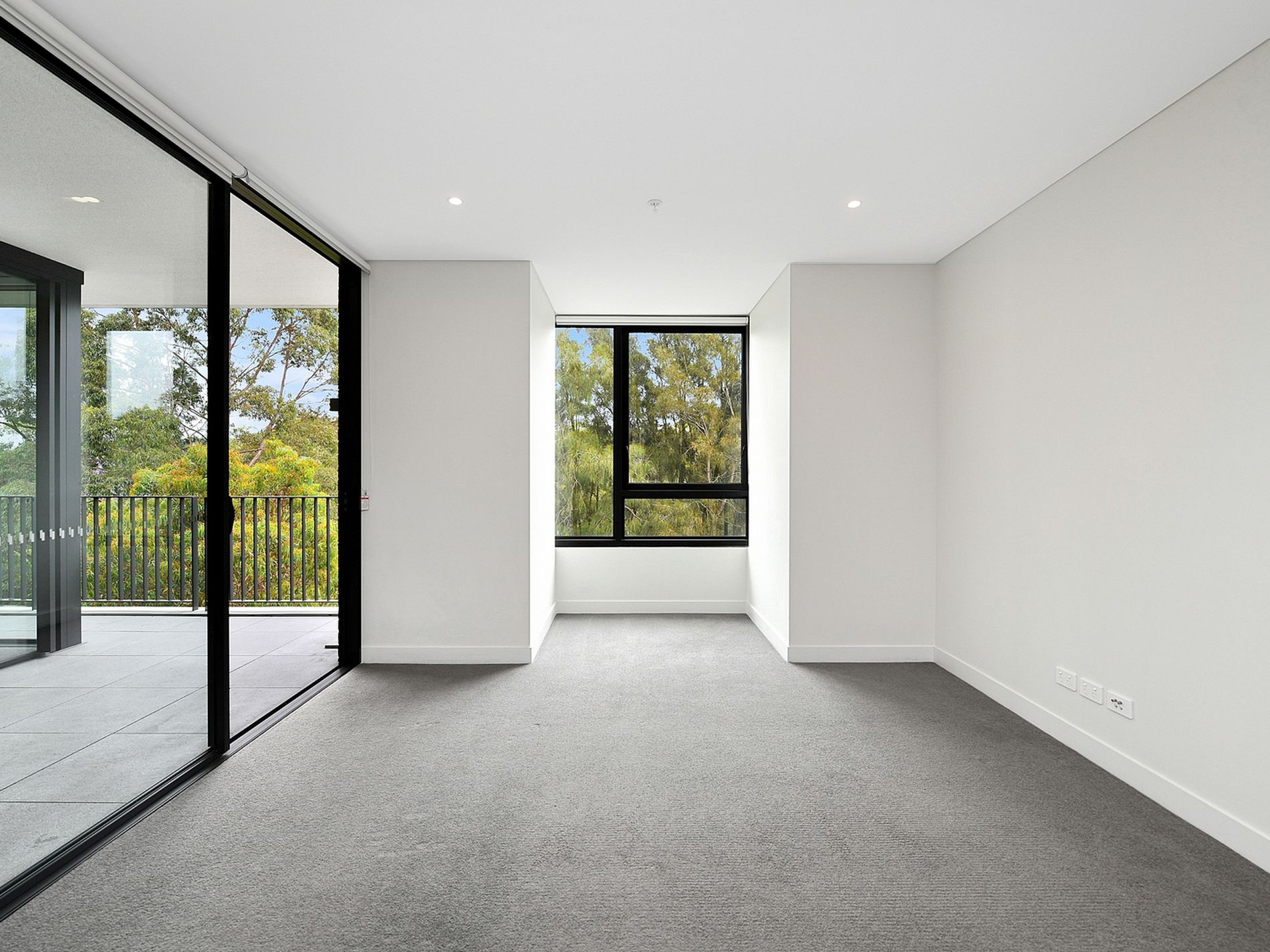 316 / 1A The Crescent, Forest Lodge