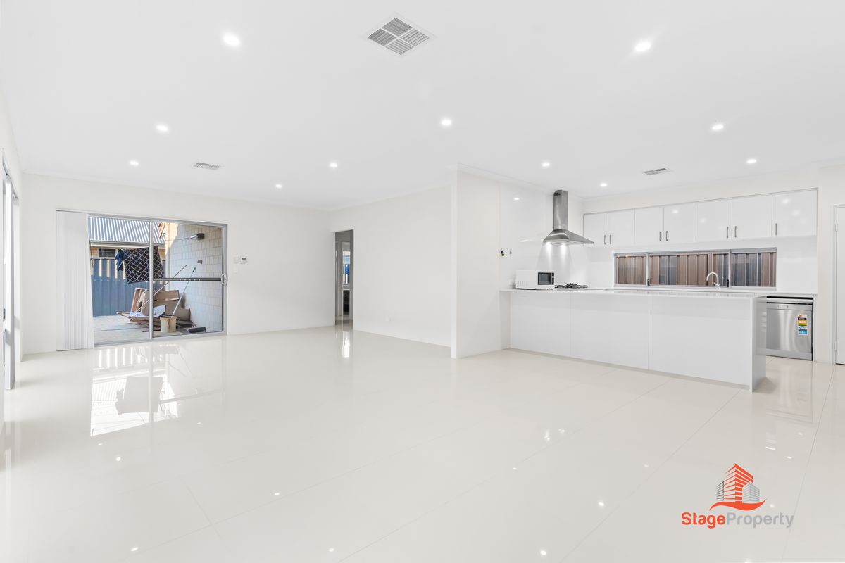 10 Greywacke Entrance, Piara Waters