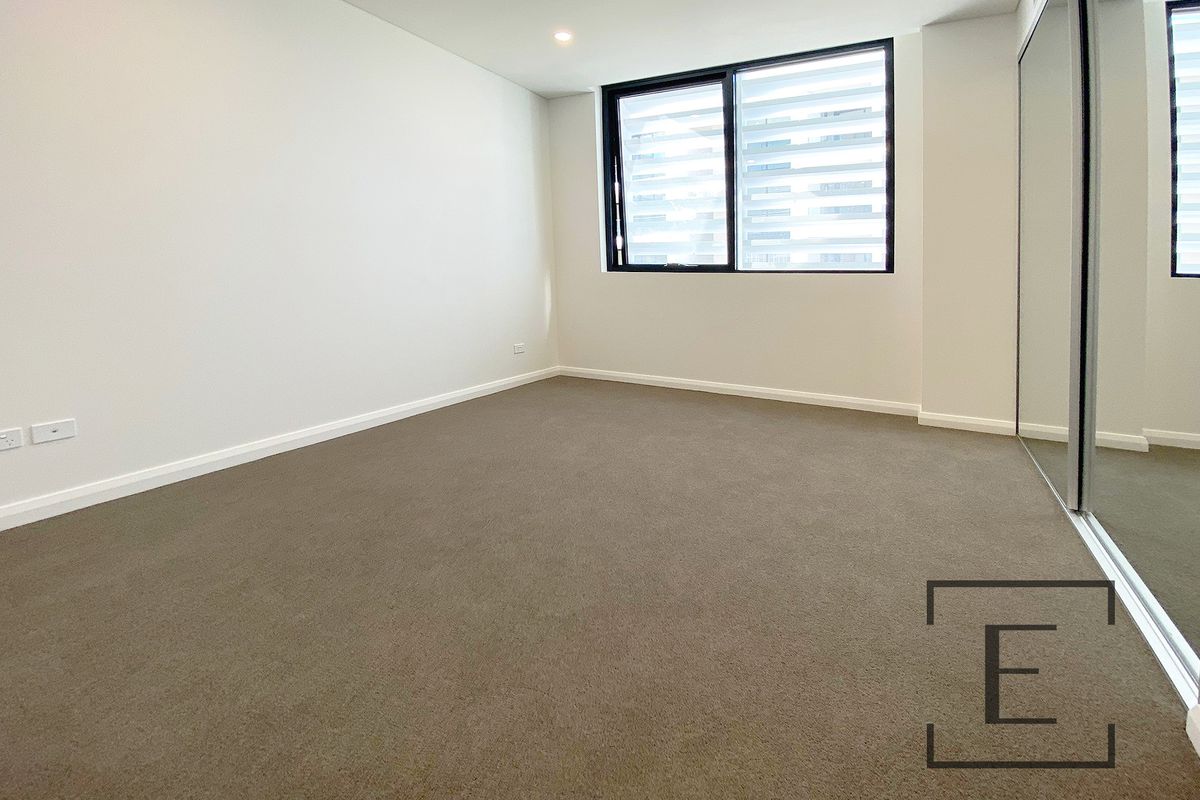 347 / 32 Civic Way, Rouse Hill