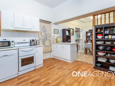 5 Lower James St, Goodna