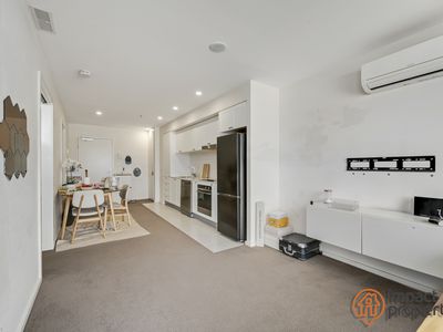 288 / 1 Anthony Rolfe Avenue, Gungahlin