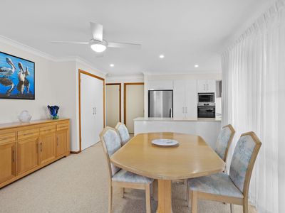 1 / 5 Greenview Close , Forster
