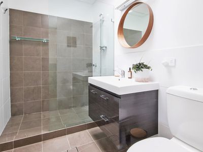 2 / 8 Curt Lane, Narooma