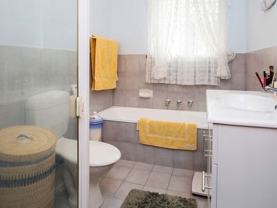 4 / 11 Thomas Drive, Happy Valley