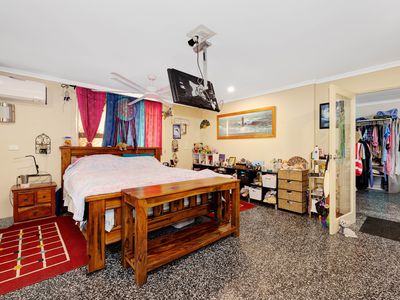 69 Merryl Street, Rasmussen