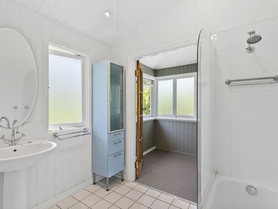 22 Mossman Street, Taringa