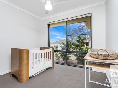 4 HOBBY COURT, Mango Hill