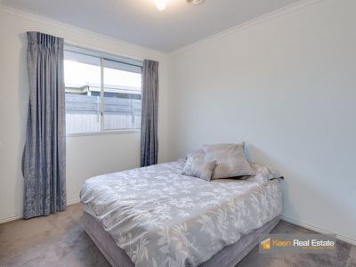 1 Strabane Way, Hampton Park