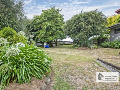 450 Mount Hicks Road, Mount Hicks