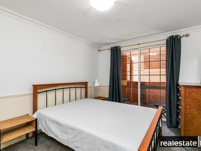 37 / 30 Bishops Row, East Perth