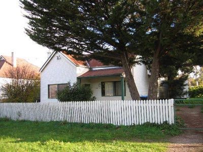 25 HIGH, Heathcote