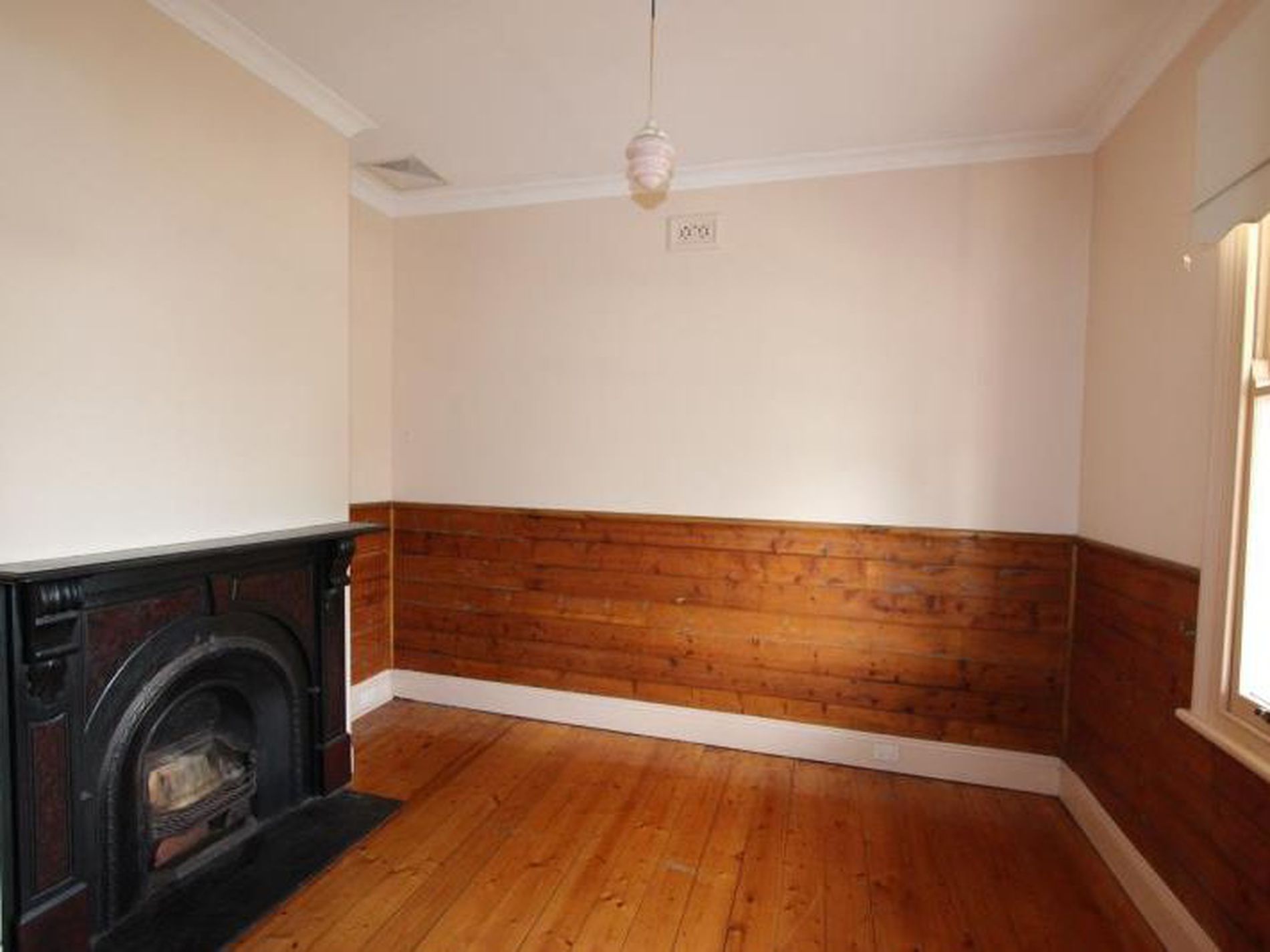 11 Western Street, Geelong West