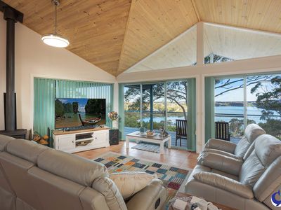 29 Hillcrest Avenue, North Narooma