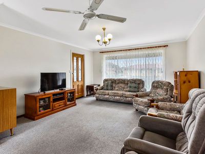 1 / 10 Third Street, Millicent