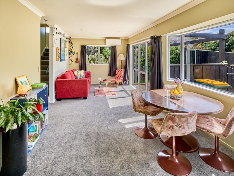 10 Pohutukawa Grove, Titahi Bay