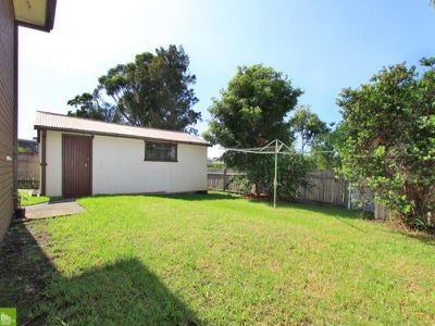51 Ocean Beach Dr, Shellharbour