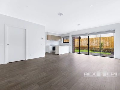 5 Manzanilla Way, Lynbrook