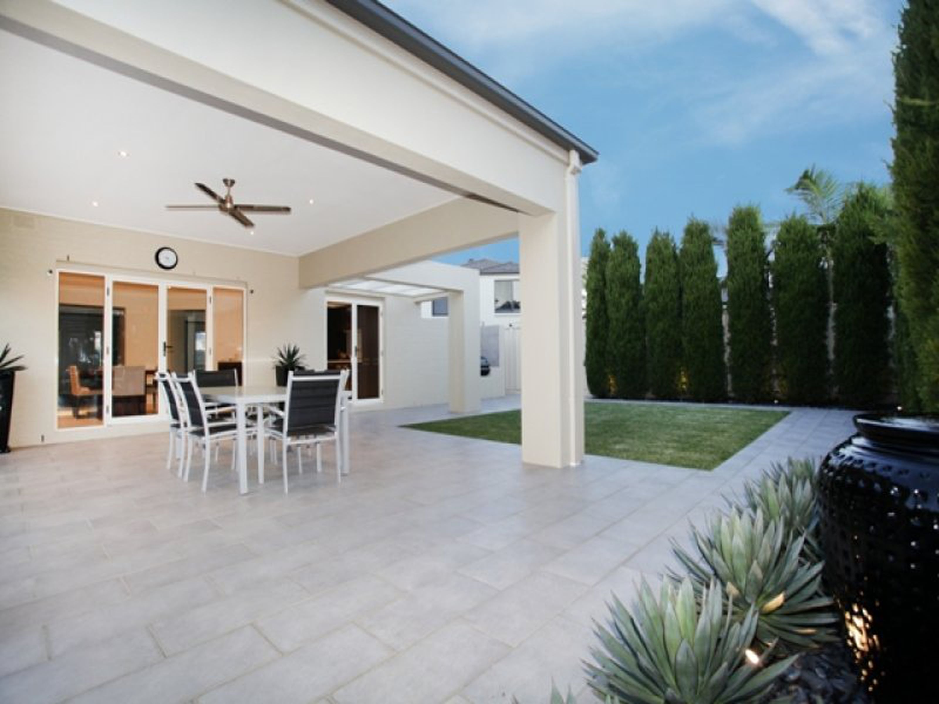 4 Avalon Crescent, GLENMORE PARK