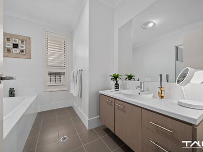 12 Avocet Circuit, Cranebrook