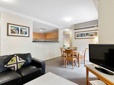 48 / 118 Mounts Bay Road, Perth