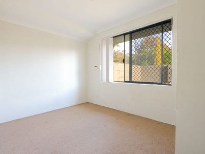 1 Kookynie Loop , Baldivis