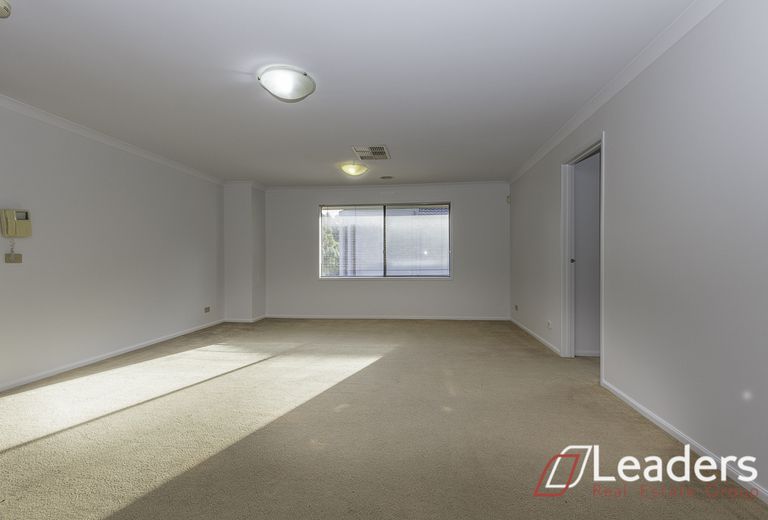 7 Waterstone Cove, Sanctuary Lakes