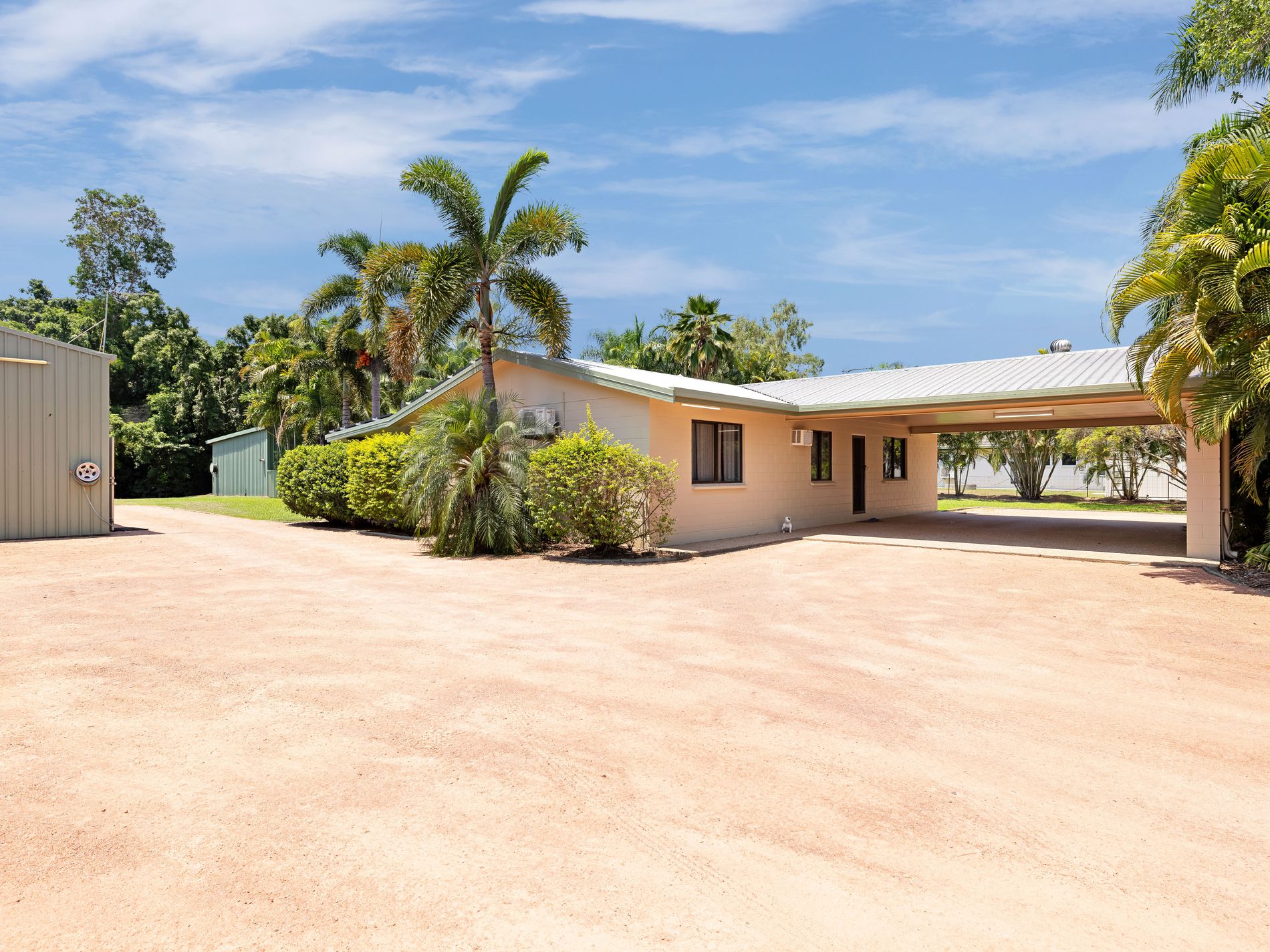 2 Phylis Court, Alice River