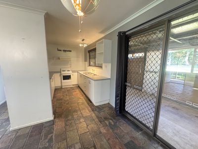 122 Muir Drive, South East Nanango