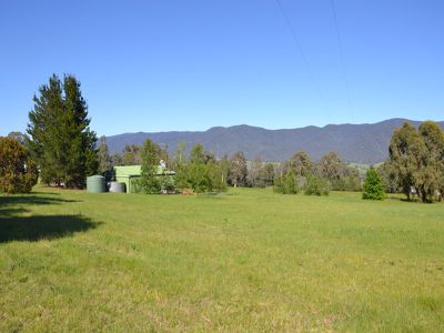 125 Fieldings Lane , Tawonga