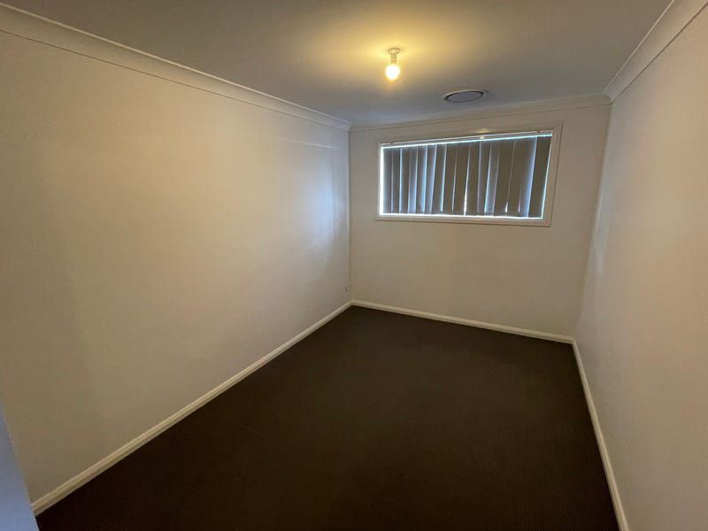 70B Donovan Boulevard, Gregory Hills