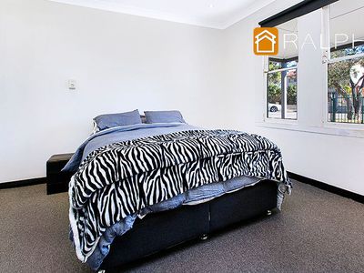 32 Canarys Road, Roselands