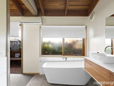 12 Walter Street, Williamstown North