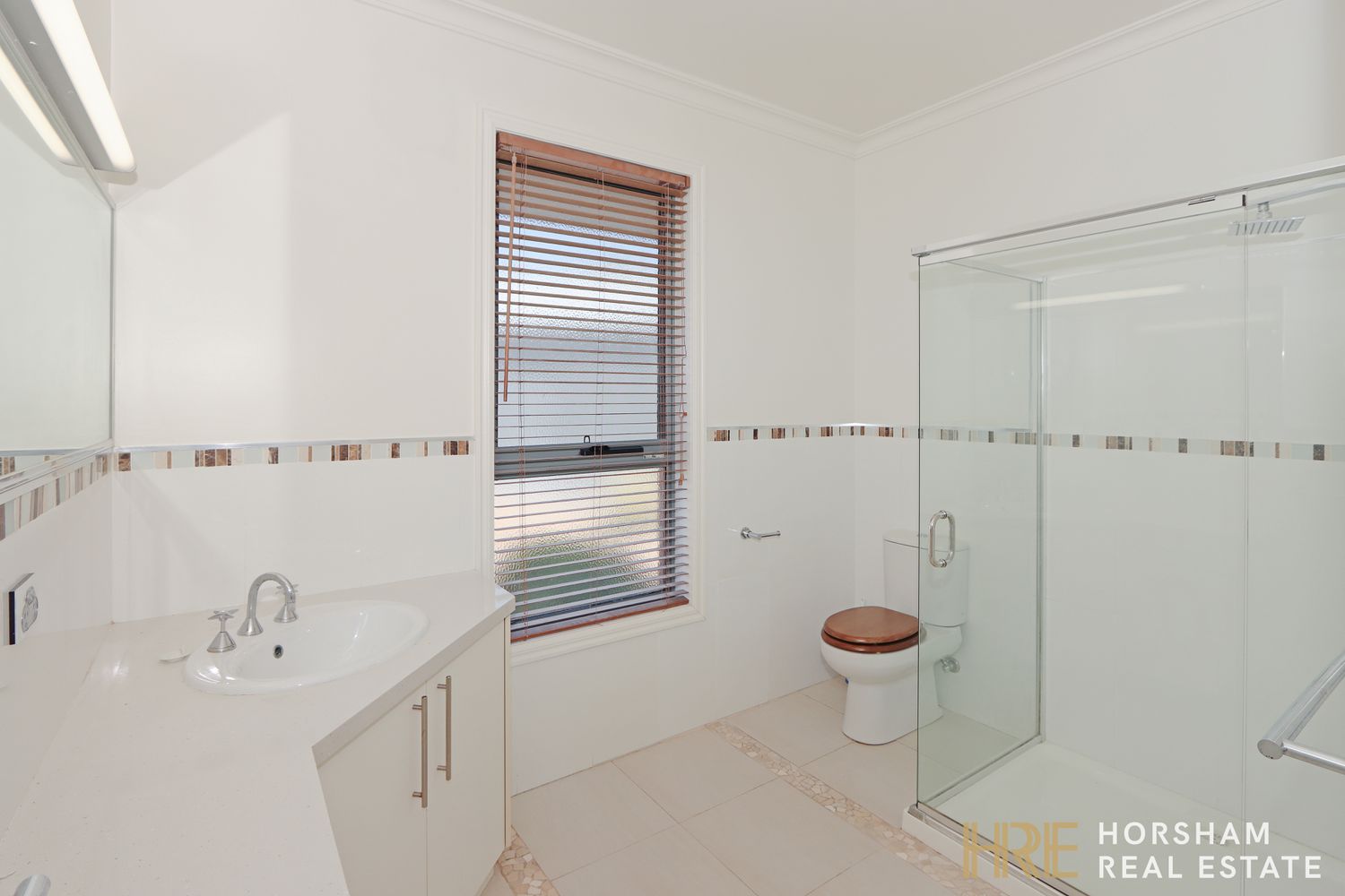 15 Fisher Square, Horsham