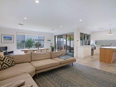 269 Flamborough Street, Doubleview