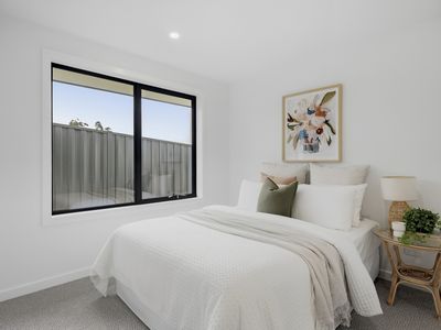 2 / 20 Thorne Avenue, Legana