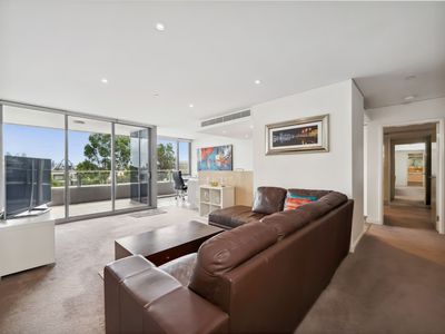 303/30 The Circus, Burswood