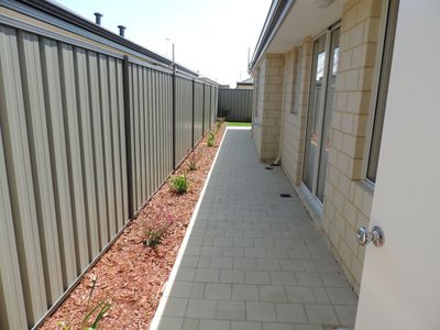 12 Skipton Street, Byford