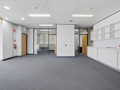 B3 / 75 Newnham Drive, Newnham