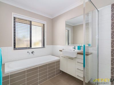 129-131 Mackenzie Avenue , Jimboomba