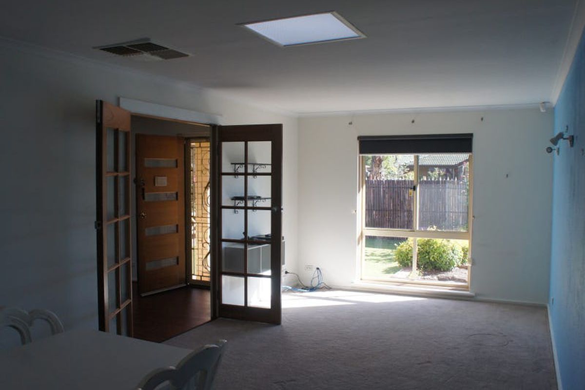 15 Rogers Crescent, Paralowie