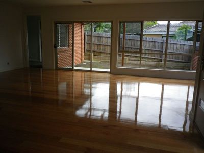 2 / 590 Waverley Road, Glen Waverley