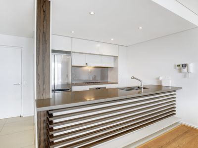 38 / 54A Blackwall Point Road, Chiswick