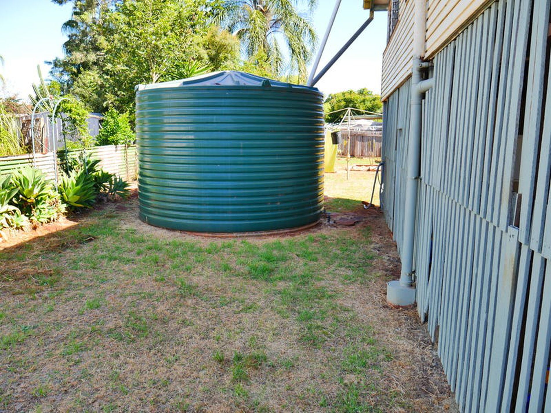8-10 Crawford Road, Crawford