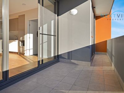 E802 / 11 Charles Street, Wickham