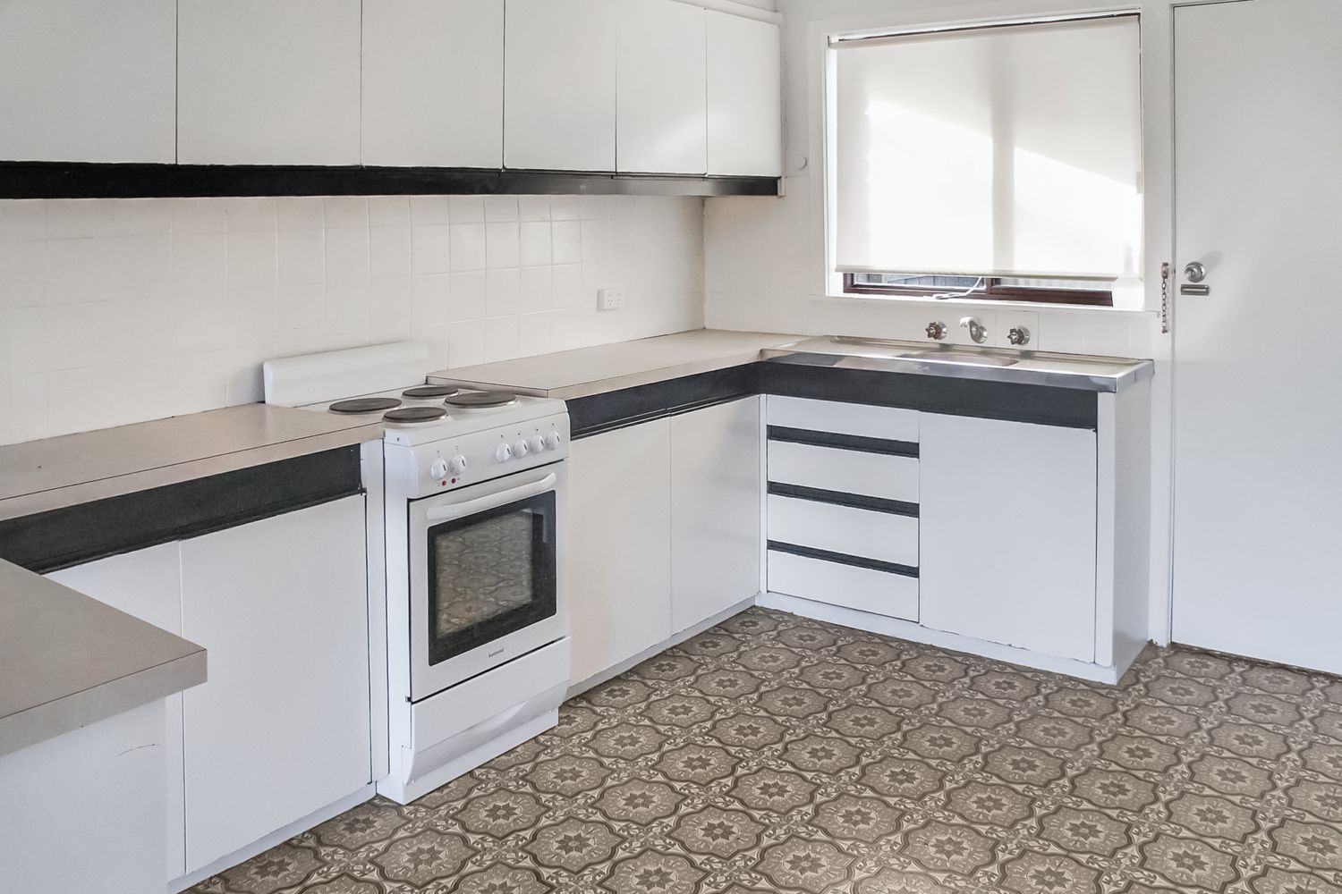4 / 17 Stawell Road, Horsham