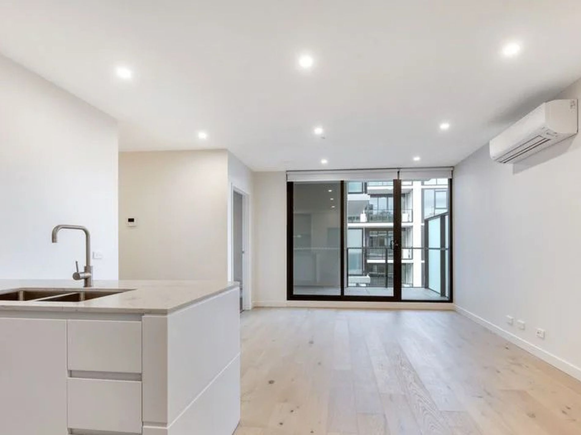 308b / 12 Powlett Street, Heidelberg