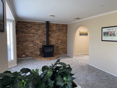 369 McGrath Road Service Road, Wyndham Vale