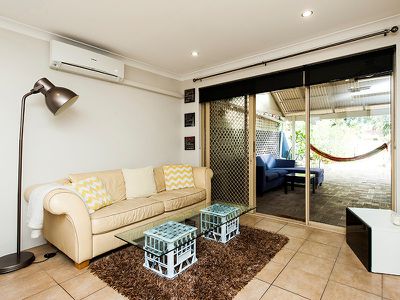 11 / 9 Juniper Place, Ballajura