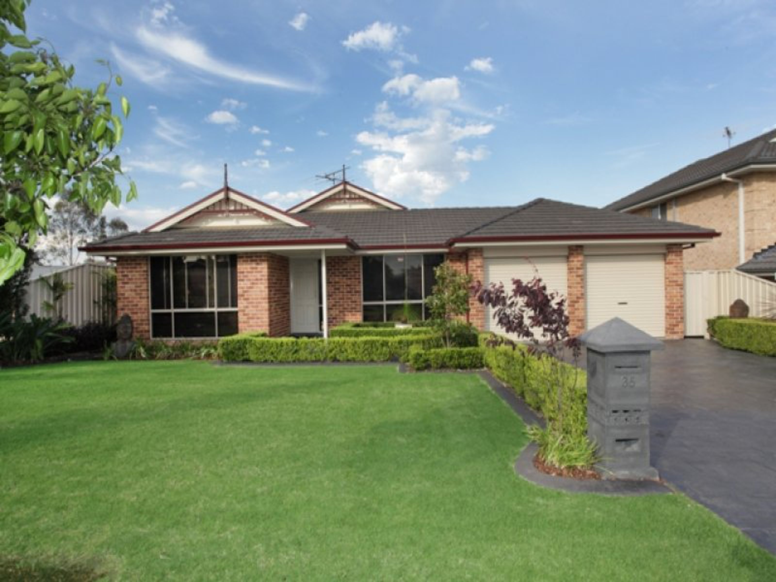 35 Knox Street, GLENMORE PARK
