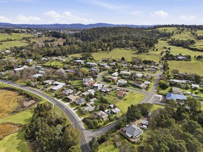 1 Taree Crescent, Gravelly Beach